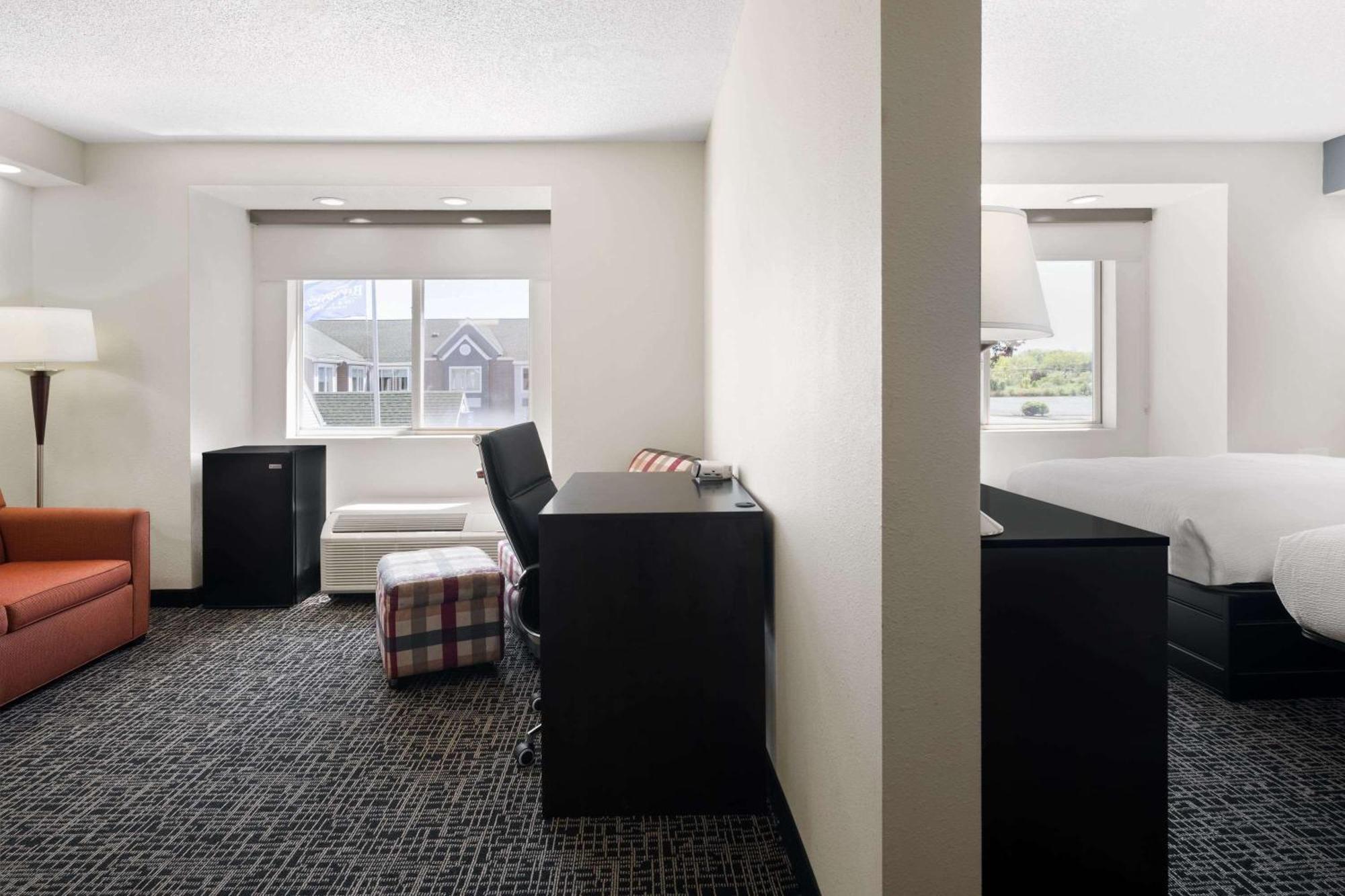 Baymont By Wyndham Boardman Hotel Buitenkant foto